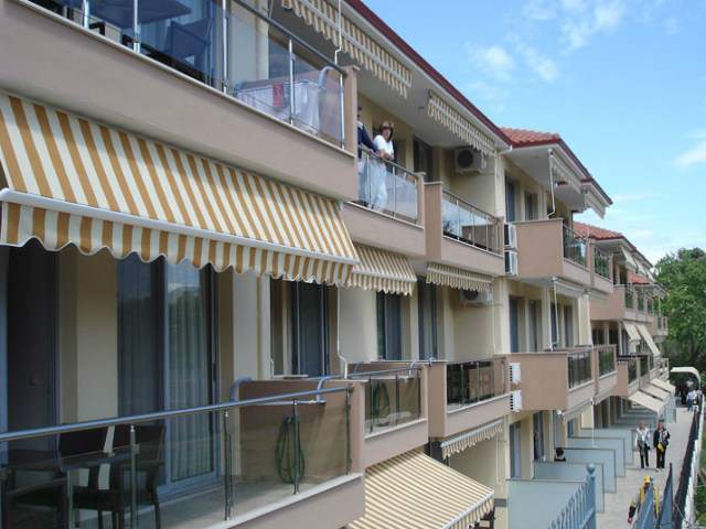 Vila KOSTAS